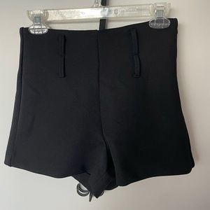 Black Zara trafaulic shorts with double belt loop and side zipper